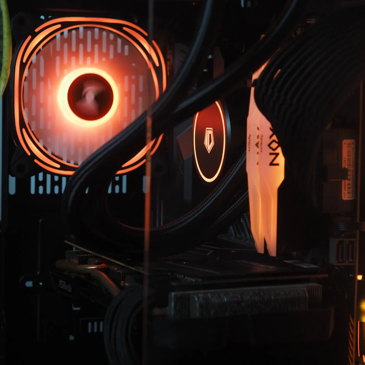 Build 24 — photo 3