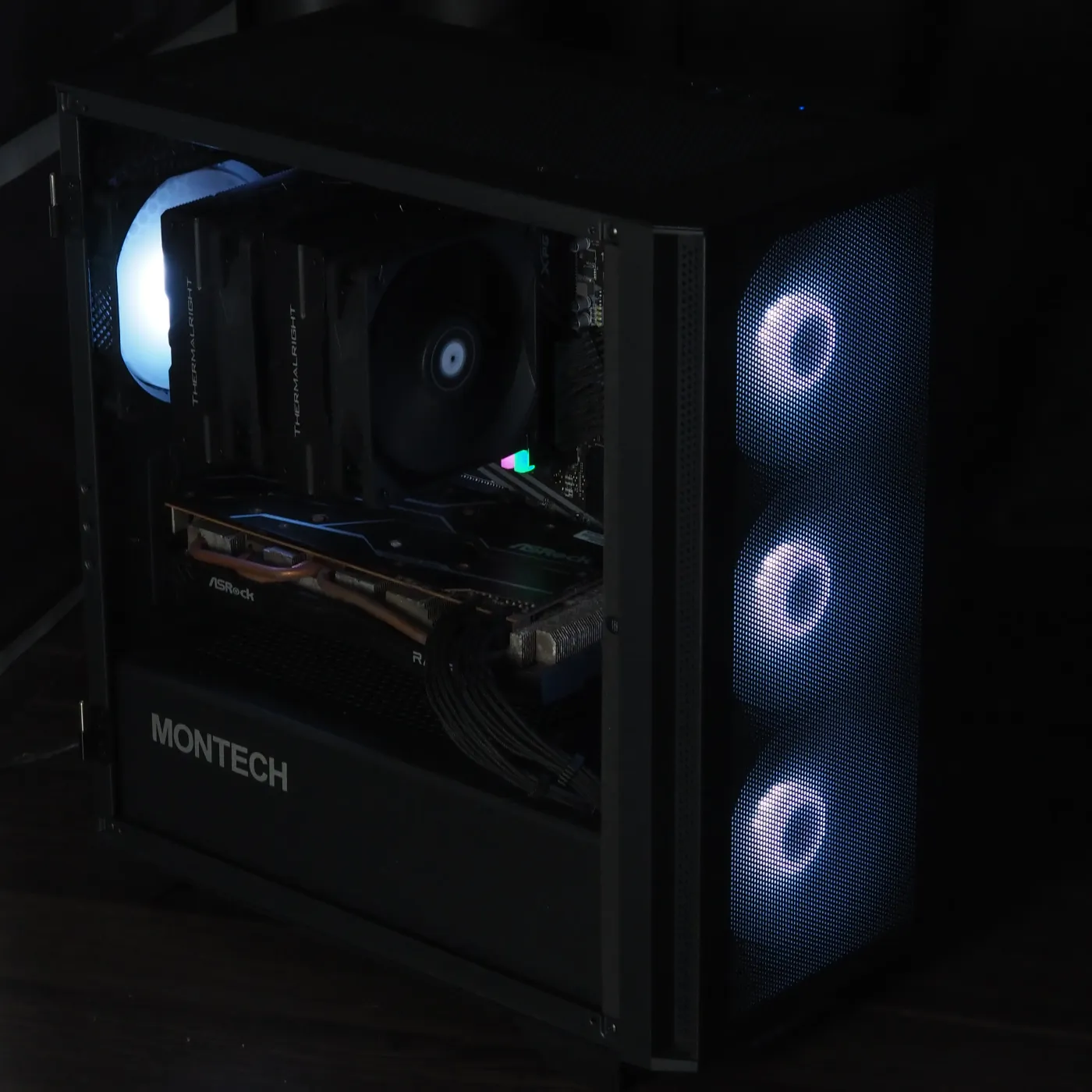 Build 28 — photo 4